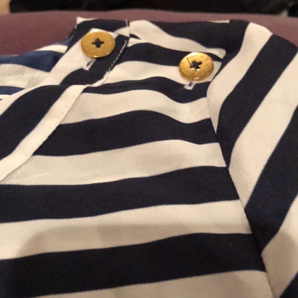 Blouse - Picture 2 of 4